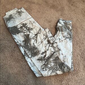 Vitality / Balance Athletica Gray and White Patterned Leggings